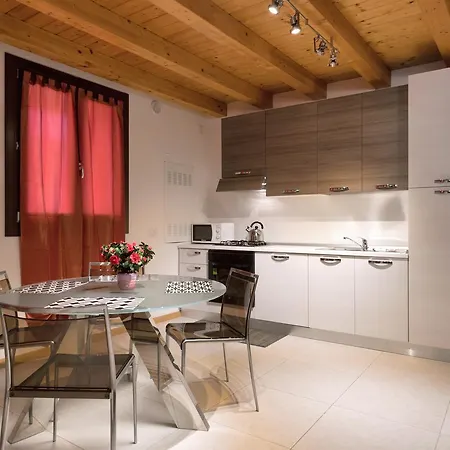 Dimore - Residenza San Zeno 아파트