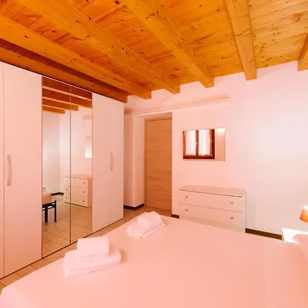 Dimore - Residenza San Zeno شقة