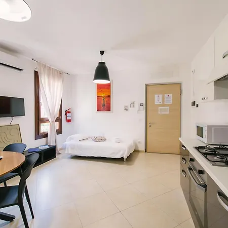 شقة Dimore - Residenza San Zeno *
