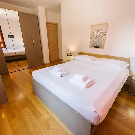 Dimore - Residenza San Zeno شقة فيرونا