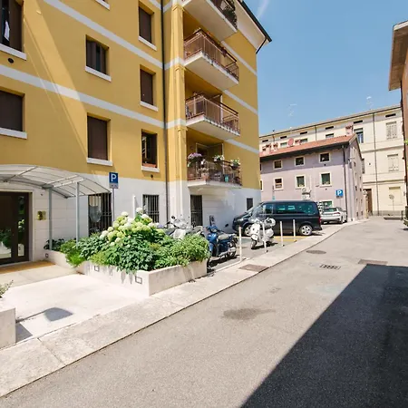 Dimore - Residenza San Zeno * فيرونا