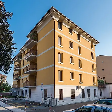 Dimore Residenza Zeno Apartment *